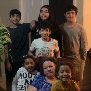 Meet your Posher, Maricel